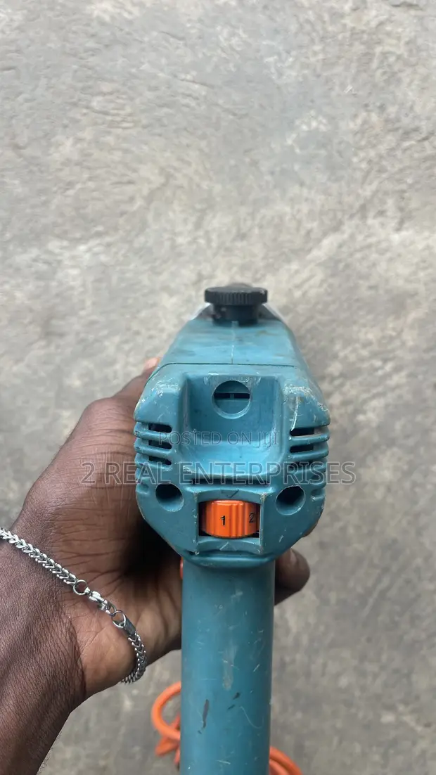 Black & Decker Electric Power Drill 520W (Used) - 1