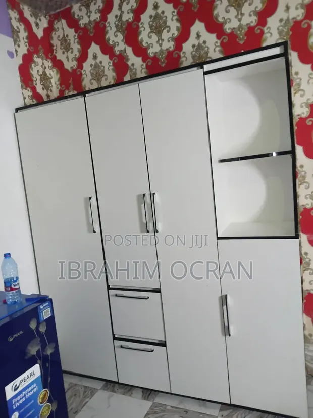 Modern 4-Door Wardrobe - VIG Furniture - 1