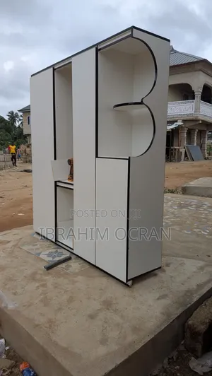 Modern 4-Door Wardrobe - VIG Furniture