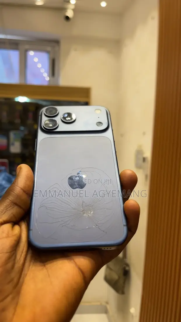 Apple iPhone 17 Pro Max 256GB Blue - 1