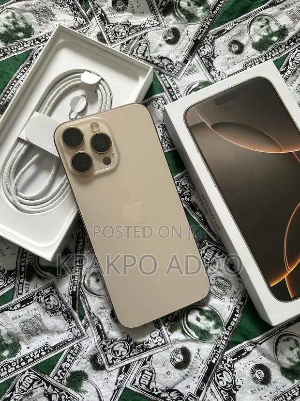 Apple iPhone 16 Pro Max 512GB Gold - 1