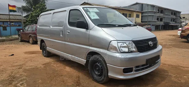 Toyota HiAce 2010 Cargo Van - 1