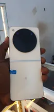 ZTE nubia Flip 5G 256GB Gold - 4
