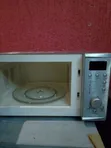 Neat Home Used Microwave for Sale - 4