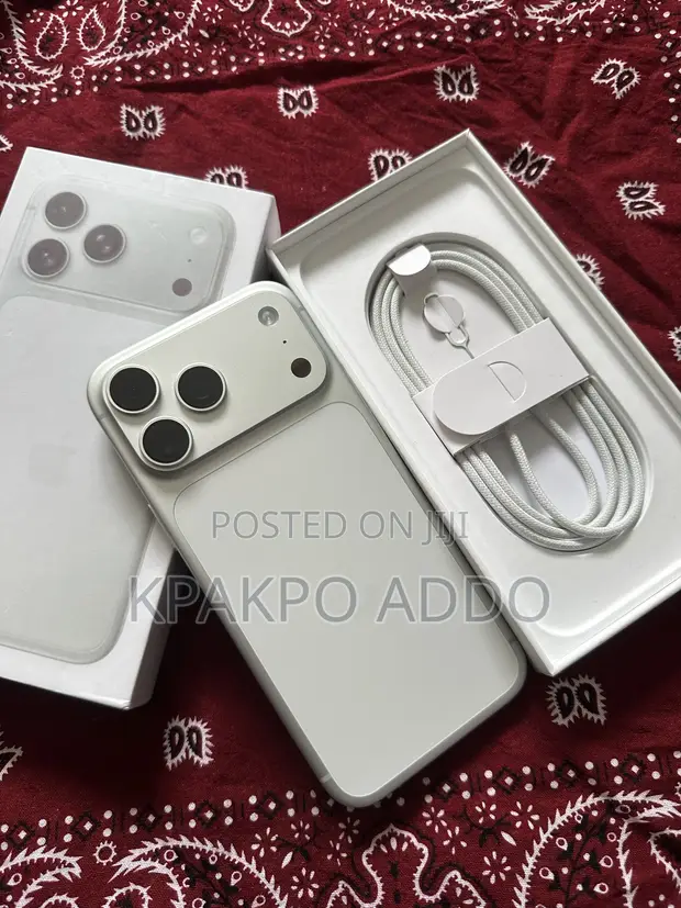 Apple iPhone 17 Pro Max 512GB Silver - 1