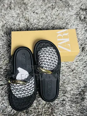 Zara Ladies' Slippers