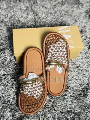 Zara Ladies' Slippers