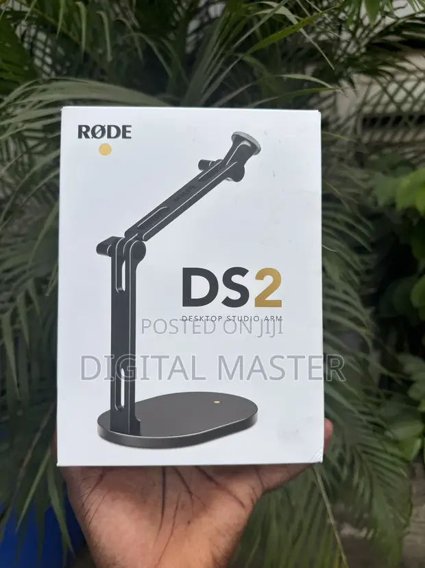 Rode DS2 Desktop Studio Arm for Broadcast Microphones - 1