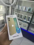 New Samsung Galaxy A06 64GB Yellow - 3