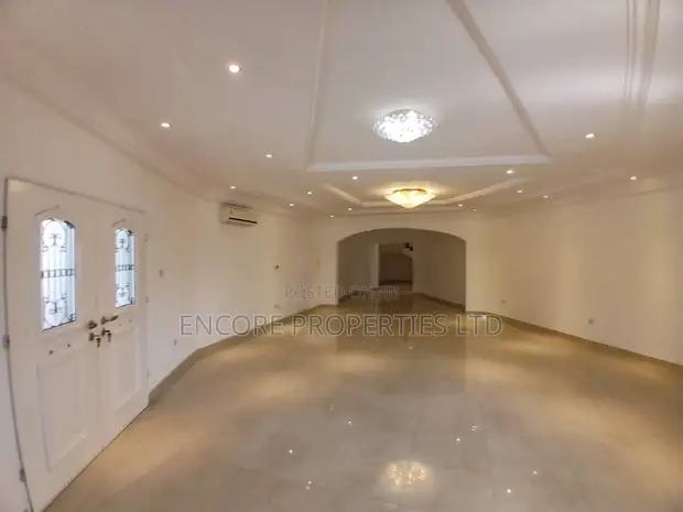 5 Bedroom Luxury House with Pool in East Legon - 1