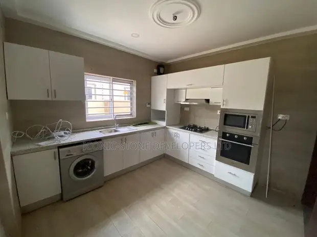 2 Bedroom House for Rent in Lakeside Estate - 1