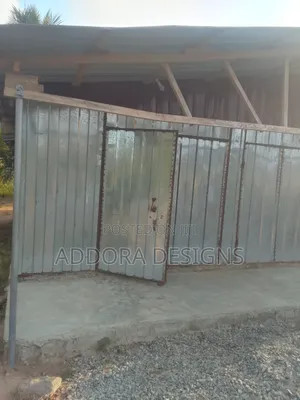 Container for Sale - Nyanyano
