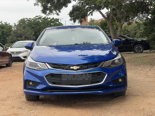 Chevrolet Cruze 2017 Blue - 1