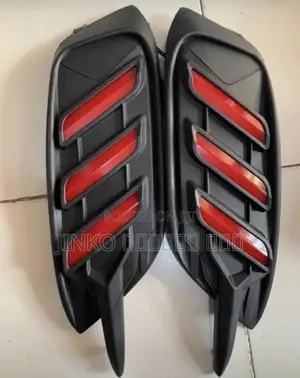 Honda Civic Rear Bumper Reflectors (2016-2021)