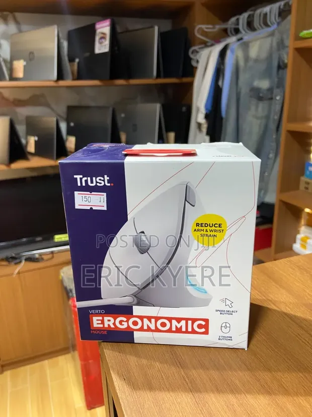 Trust Verto Ergonomic Vertical Wired Mouse - White - 1