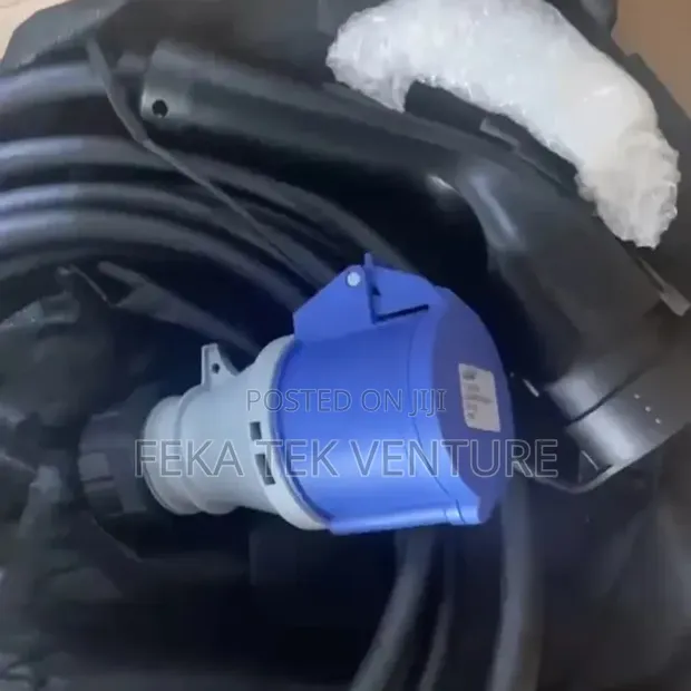 7KW Portable EV Charger 32A - 1