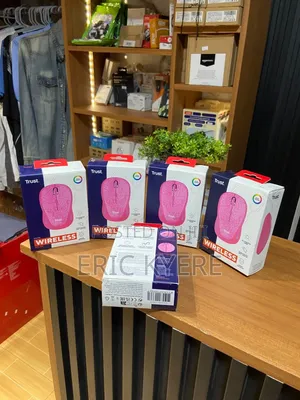 Trust YVI FX Compact Wireless Mouse - Pink Heart