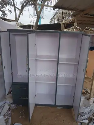 Neat Design Triple Wardrobe