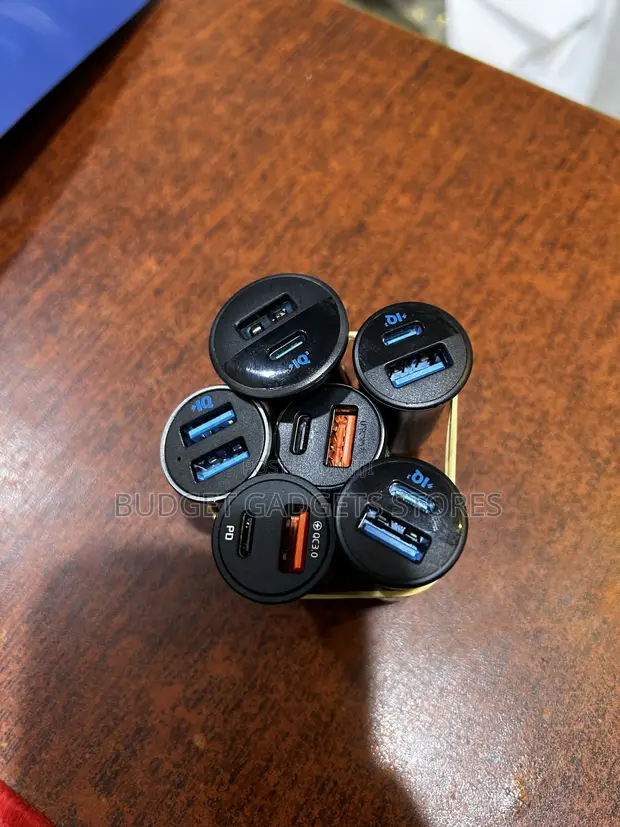 Anker Fast Car Charger (2 Ports, 45W) - 1