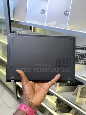 Lenovo ThinkPad X390 Laptop - 16GB RAM, 256GB SSD, Core i7