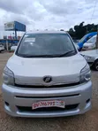 Toyota Voxy 2012 Silver - 2
