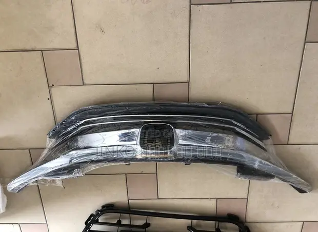 Honda Accord 2016-2017 Top Grille - 1