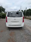 Hyundai Starex 2018 White - 2