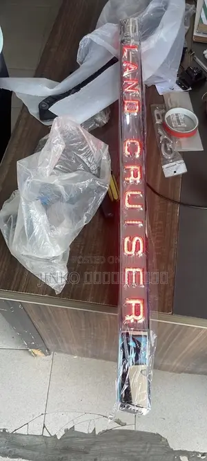Toyota Landcruiser Bootsrim with LED (2016-2021)