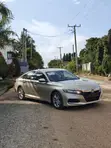 Honda Accord LX 2018 Gold - 4