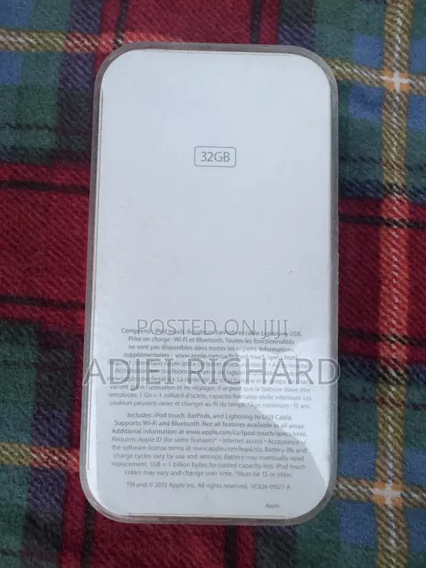 Apple iPod Touch 7th Gen 32GB - 1