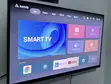 Amvo 32" Smart TV - 2