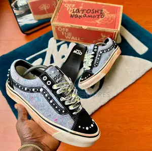 Vans Sneakers - Brand New