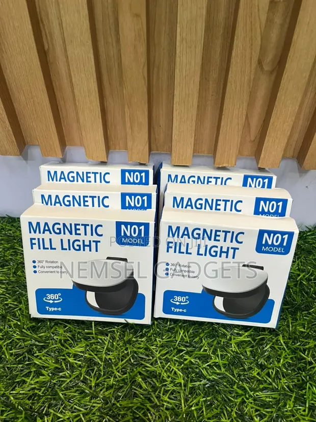 N01 Magnetic 360° Rotating Portable Phone Fill Light - 1