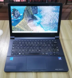 Samsung Ativ Book 9 Lite Laptop - 4GB RAM, 128GB SSD