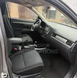 Mitsubishi Outlander ES AWC 2017 Gray
