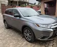 Mitsubishi Outlander ES AWC 2017 Gray - 2