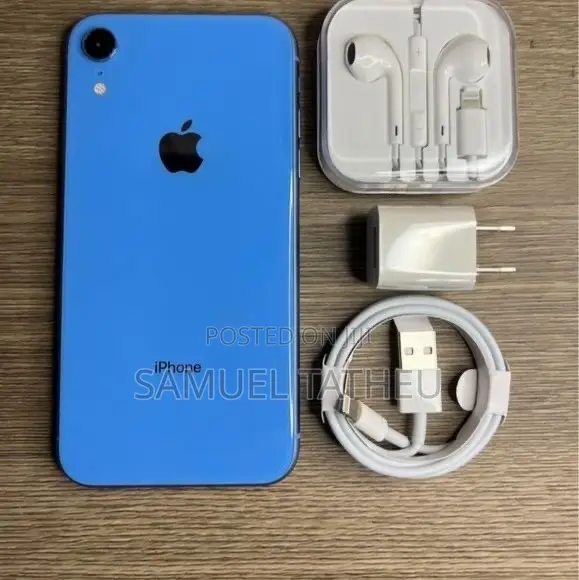 Apple iPhone XR 64GB Blue - 1