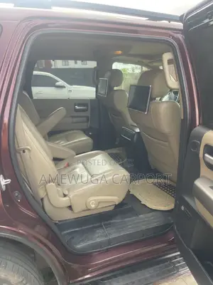 2013 Toyota Sequoia Limited 4dr SUV (5.7L 8cyl)