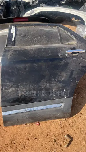 2018 Ford Explorer Doors