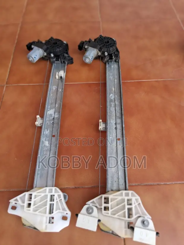 Honda CR-V Power Window Regulator with Motor (2018-2022) - 1