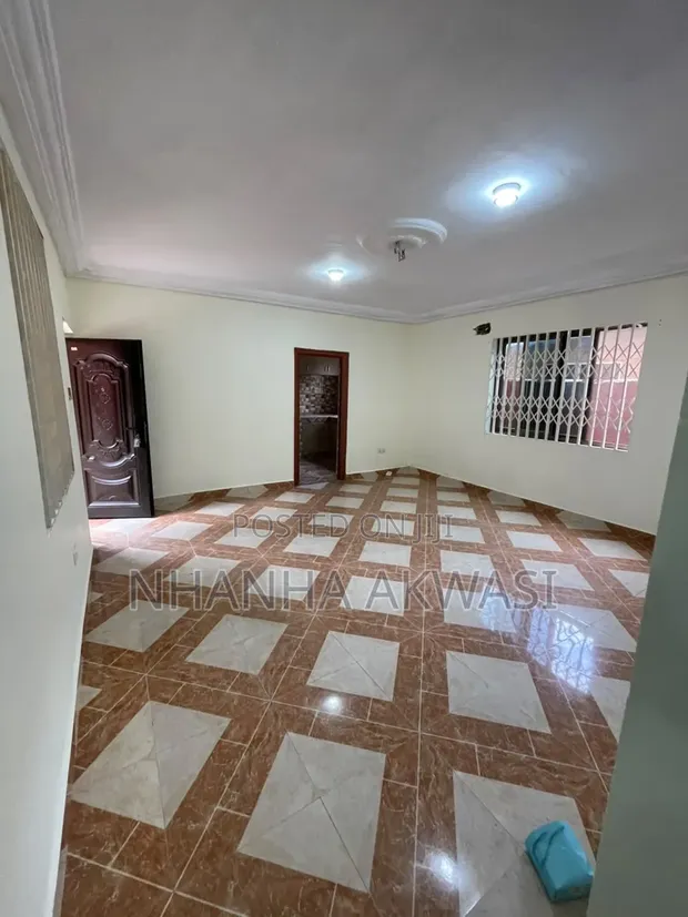2-Bedroom Apartment for Rent in Community 23, Accra - 1