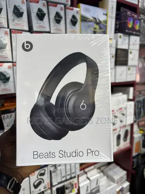 Brand New Beats Studio Pro Wireless Headphones - Black