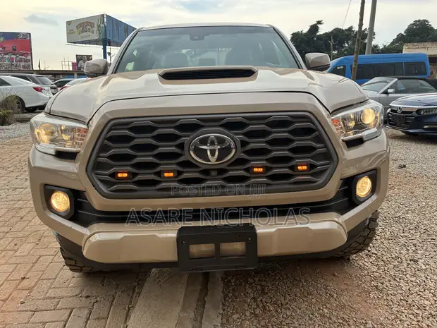 Toyota Tacoma 2021 - 1
