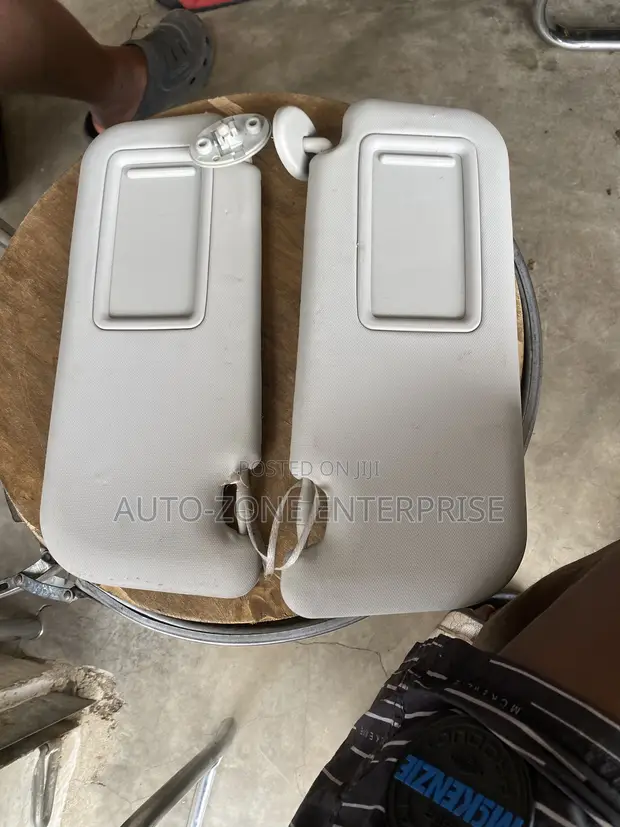 Toyota Corolla Sun Visors/Sun Shade Pair (Used) - 1