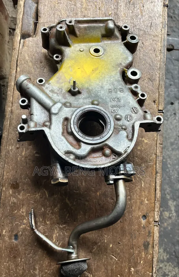 Nissan March Old Type Oil Pump - 1