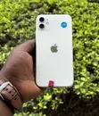 Apple iPhone 11 128GB White - 1
