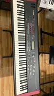 Yamaha MOXF8 88-Key Workstation - 1