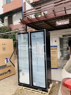 Brand New 690L Double Door Display Fridge