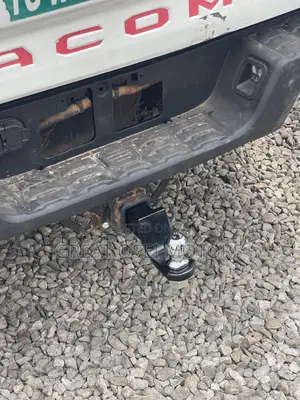 Universal Towing Bar for Pickup Trucks