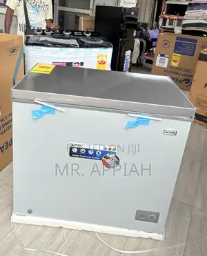Pearl Single Door Electric Chest Freezer (200L, Gray)